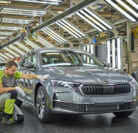 Škoda Octavia 4. generace s pořadovým číslem 1 000 000 předána českému zákazníkovi